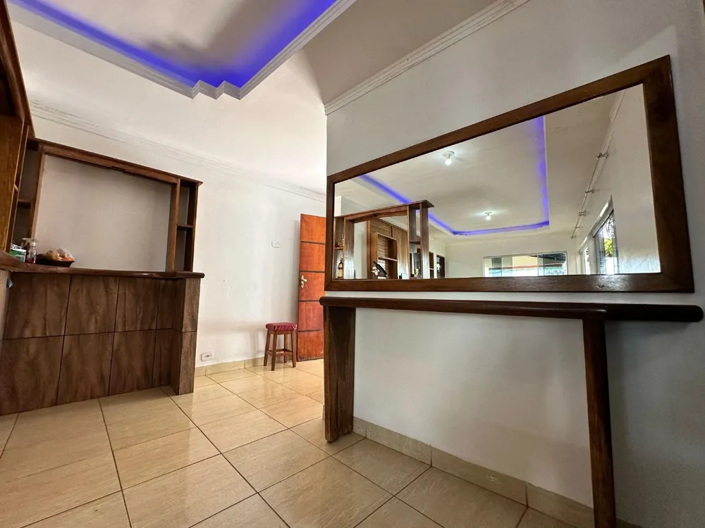 Casa, 3 quartos, 280 m² - Foto 1