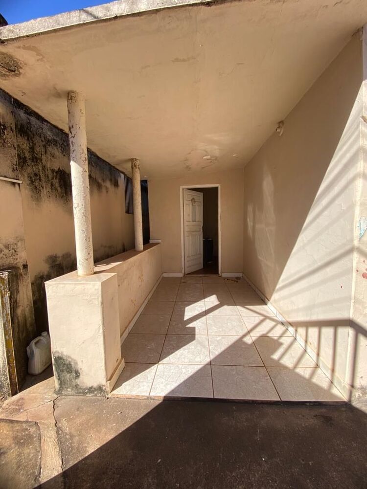 Casa para alugar com 3 quartos, 137m² - Foto 2