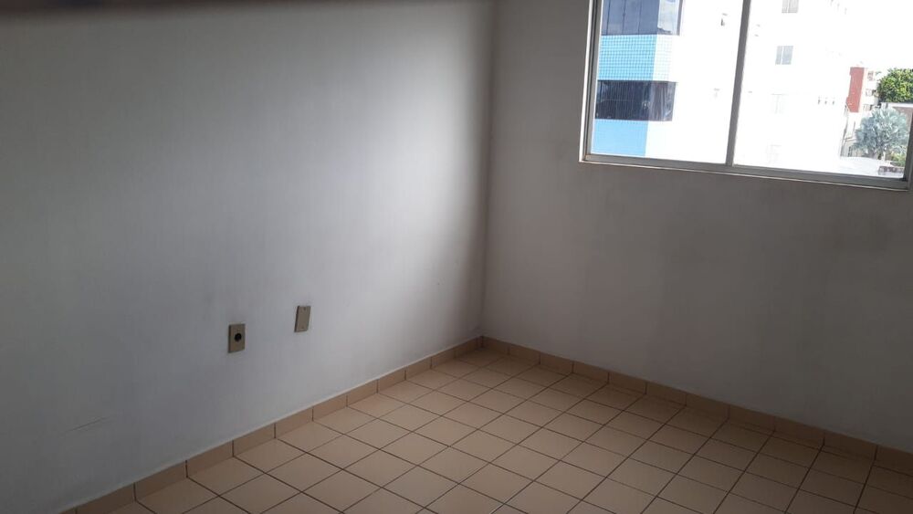 Apartamento à venda com 2 quartos, 90m² - Foto 4