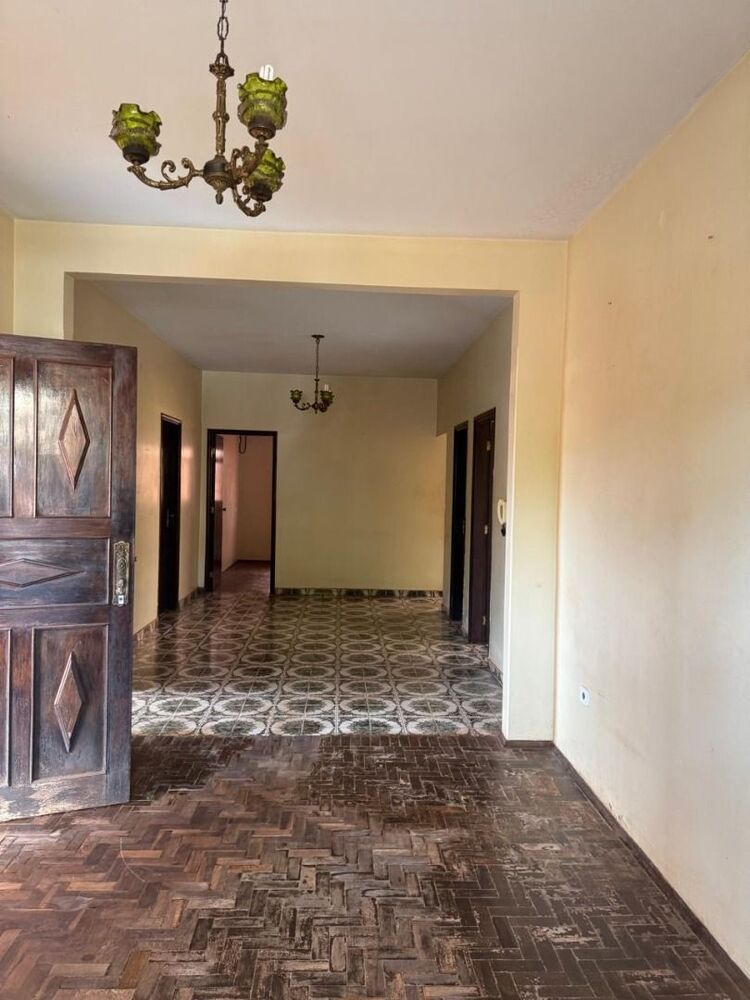 Casa, 4 quartos, 135 m² - Foto 1