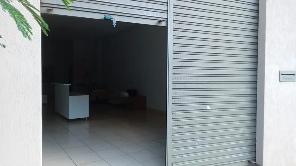 Sala-Conjunto, 1000 m² - Foto 3