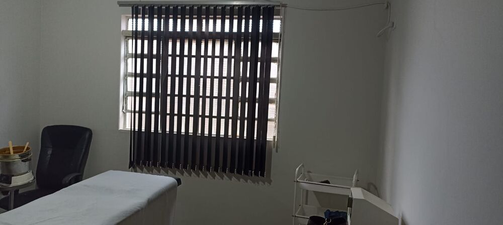 Casa à venda com 5 quartos, 250m² - Foto 3
