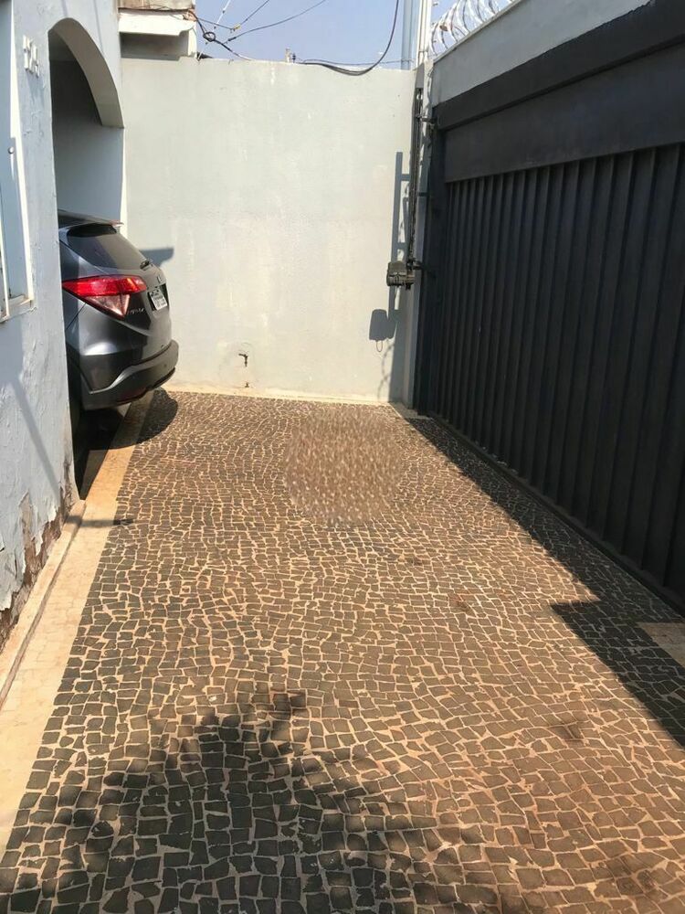 Casa para alugar com 3 quartos, 200m² - Foto 3
