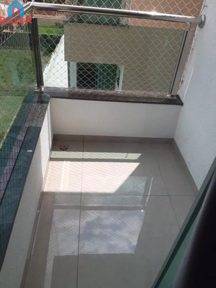 Apartamento à venda com 3 quartos, 110m² - Foto 3