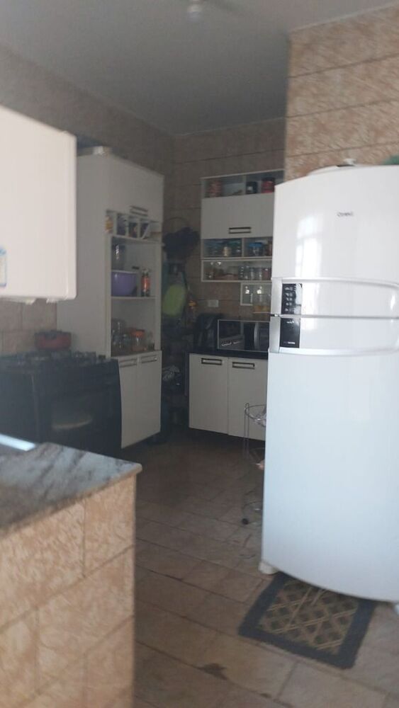 Casa à venda com 3 quartos, 210m² - Foto 8