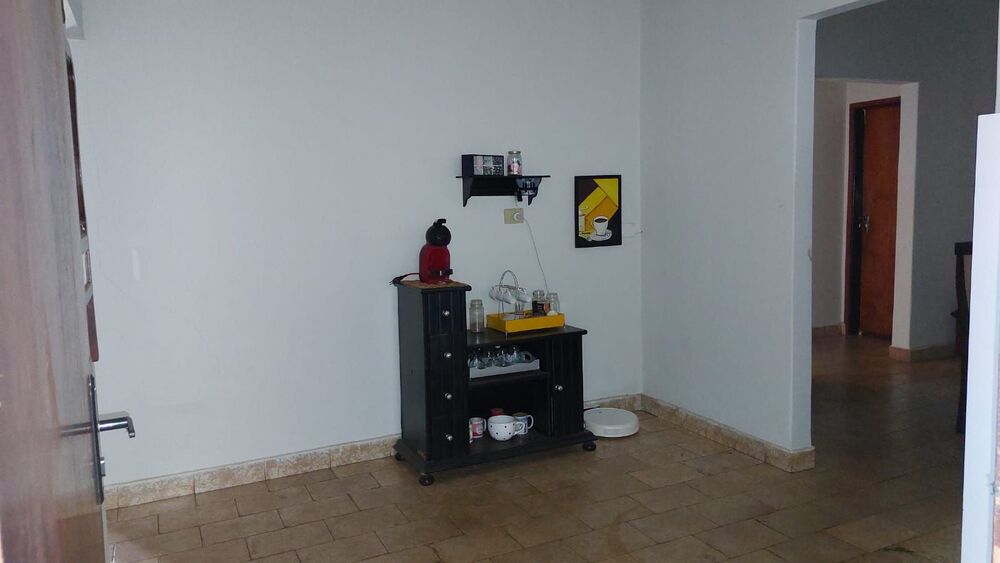 Casa à venda com 3 quartos, 210m² - Foto 4