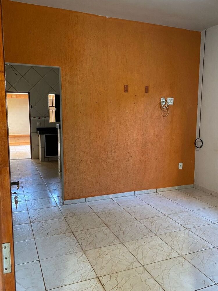 Casa à venda com 3 quartos, 242m² - Foto 4