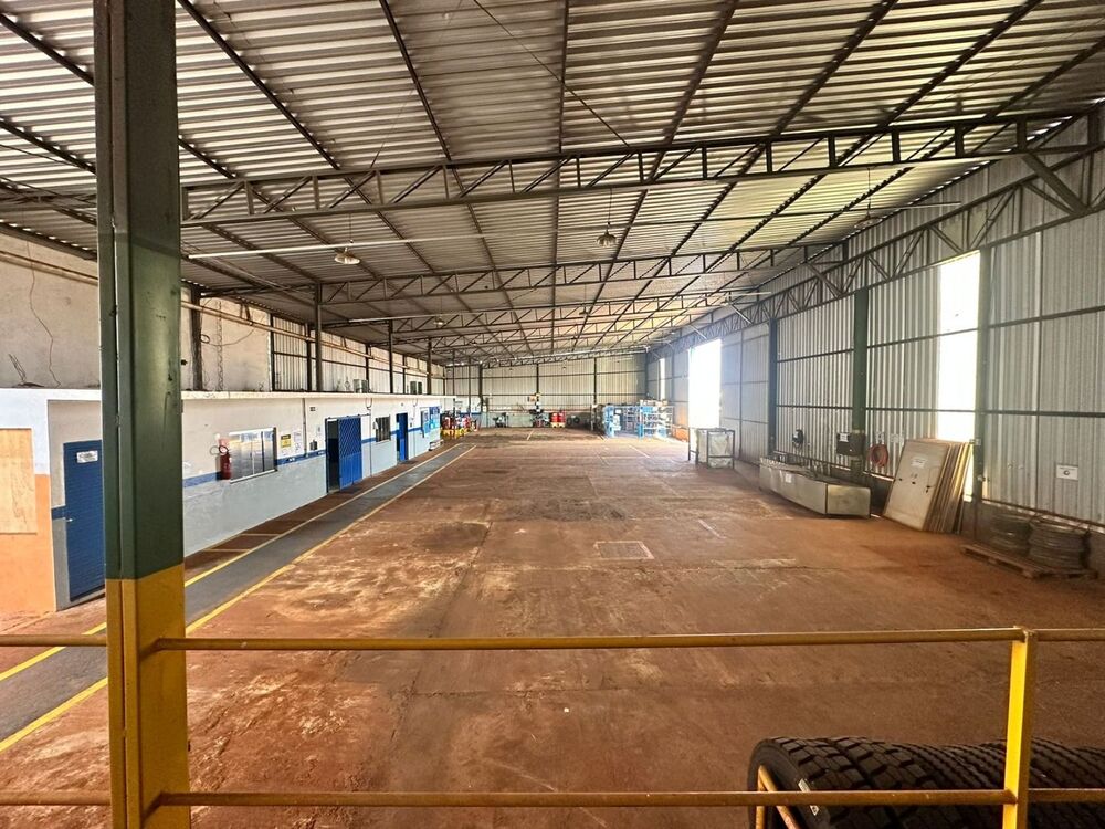Depósito-Galpão-Armazém para alugar, 1800m² - Foto 4