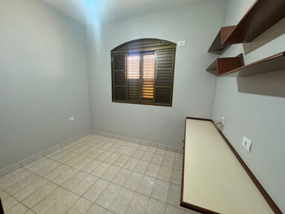 Casa à venda com 3 quartos, 214m² - Foto 29
