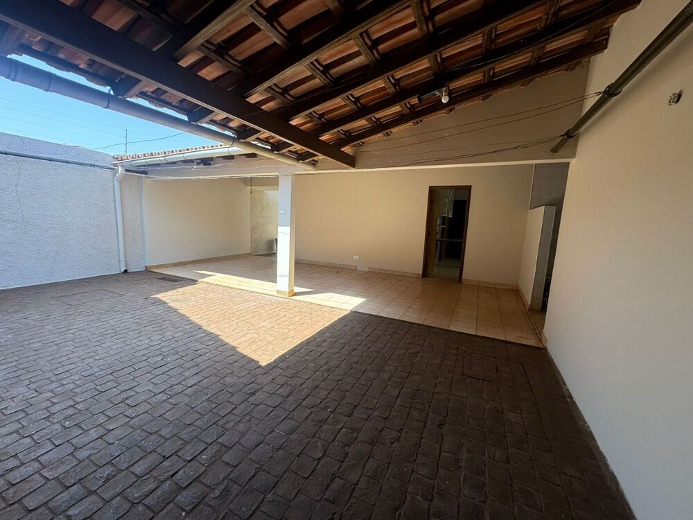 Casa à venda com 3 quartos, 214m² - Foto 7