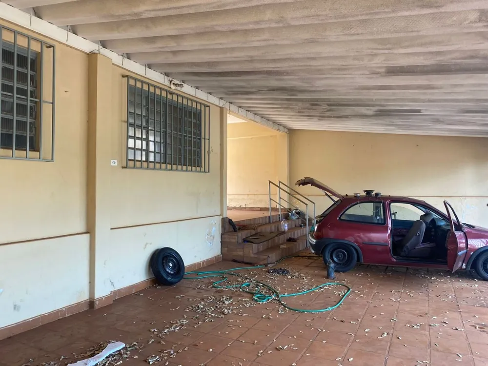 Casa, 3 quartos, 200 m² - Foto 1