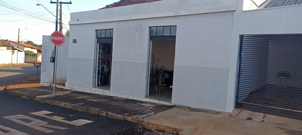 Casa, 2 quartos, 170 m² - Foto 1