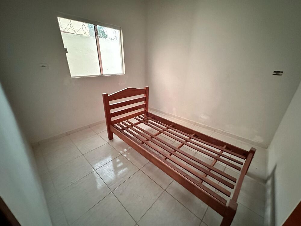 Casa à venda com 3 quartos, 64m² - Foto 7