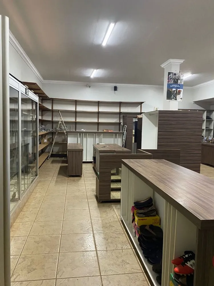 Sala-Conjunto, 190 m² - Foto 2