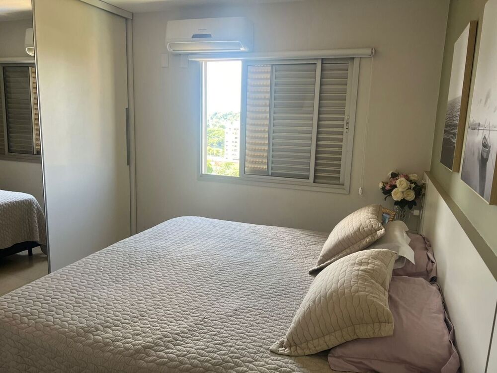 Apartamento à venda com 2 quartos, 80m² - Foto 4