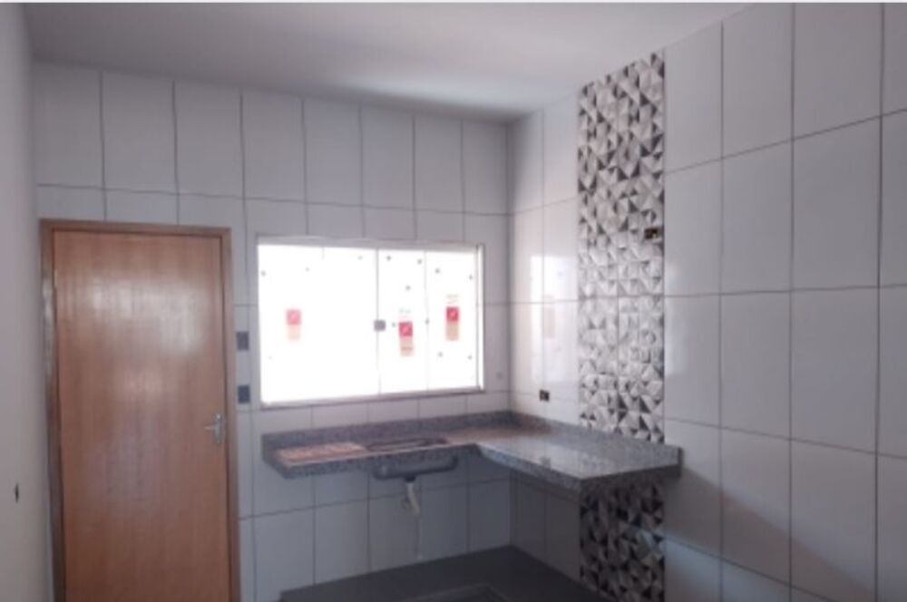 Casa à venda com 2 quartos, 216m² - Foto 4