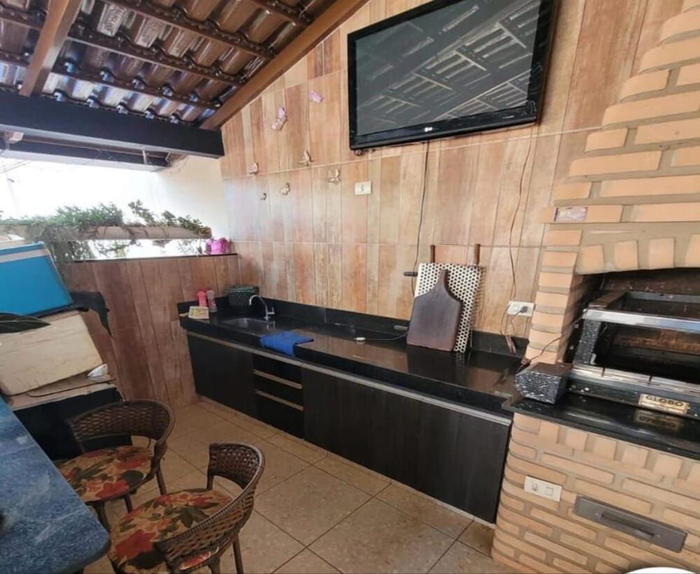 Casa à venda com 2 quartos, 150m² - Foto 7