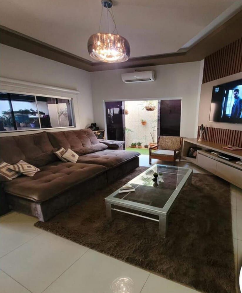 Casa à venda com 2 quartos, 150m² - Foto 2