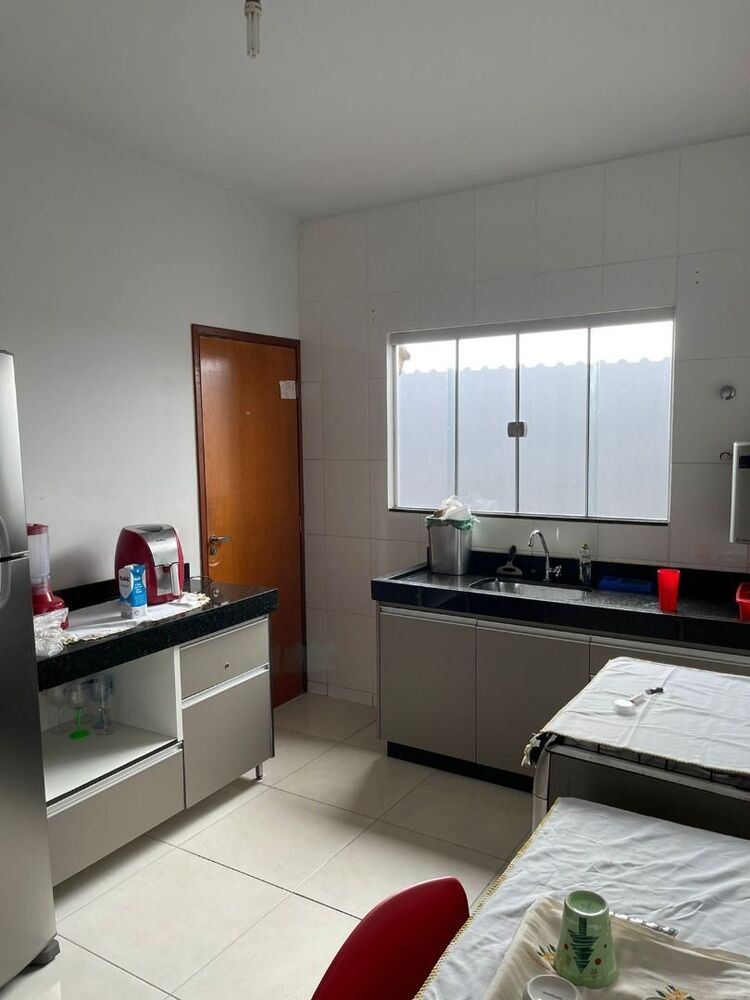 Casa à venda com 3 quartos, 120m² - Foto 3