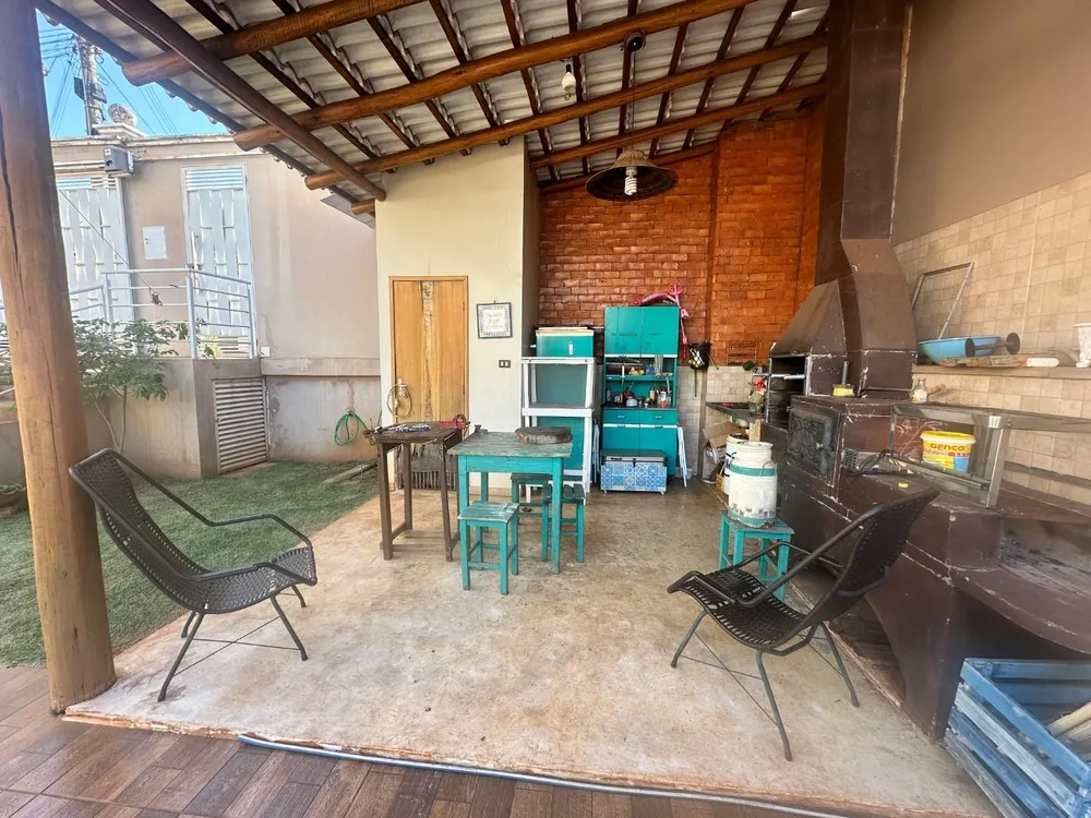 Casa, 3 quartos, 265 m² - Foto 14