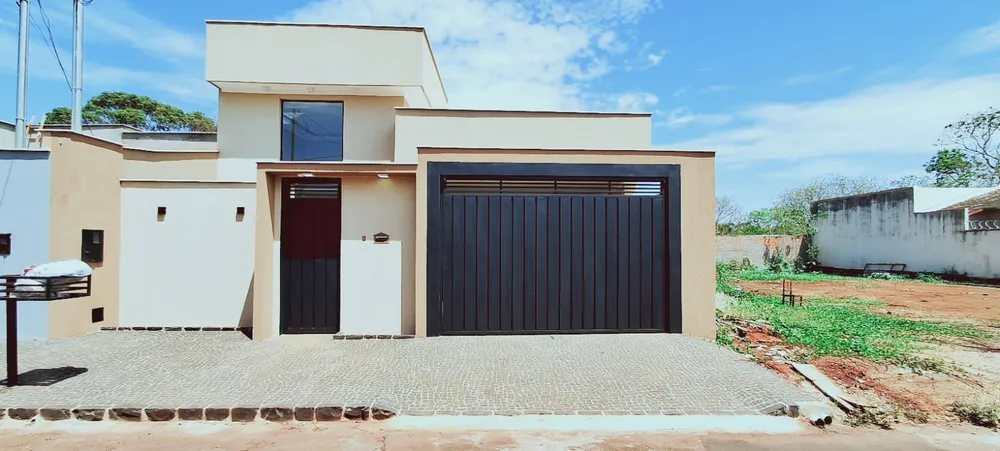 Casa, 3 quartos, 130 m² - Foto 1