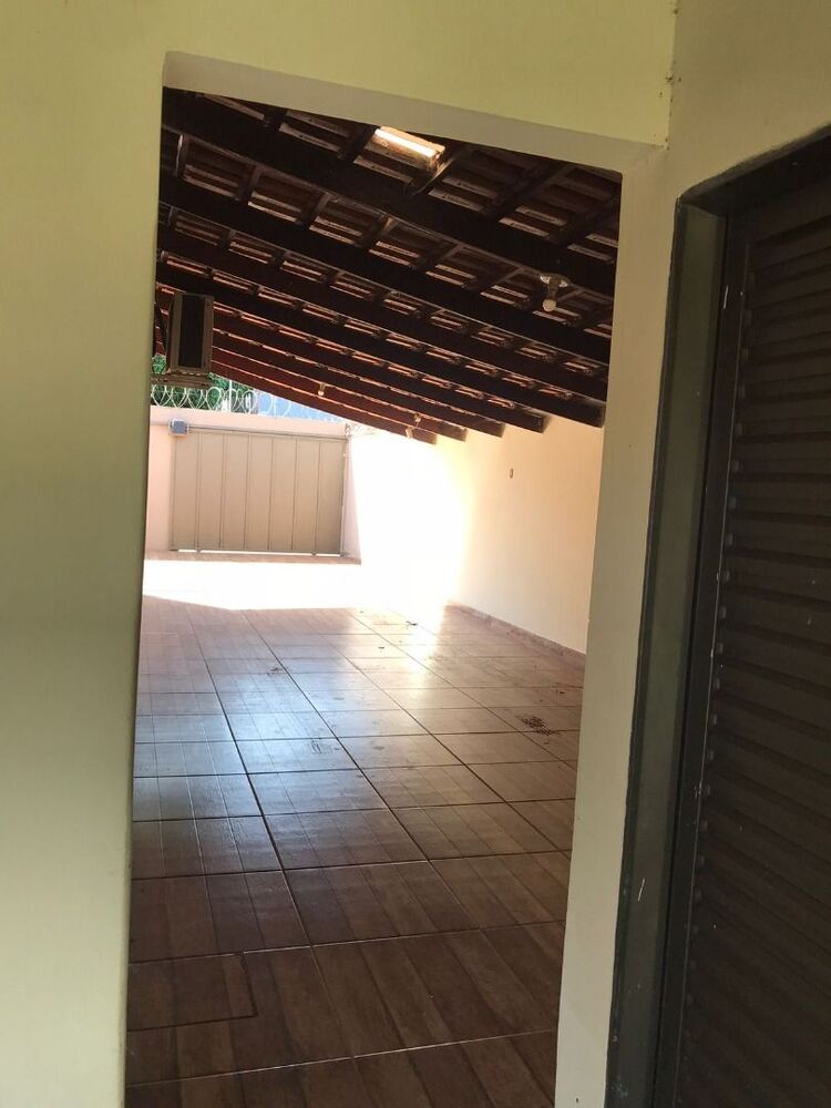 Casa à venda com 2 quartos, 120m² - Foto 3