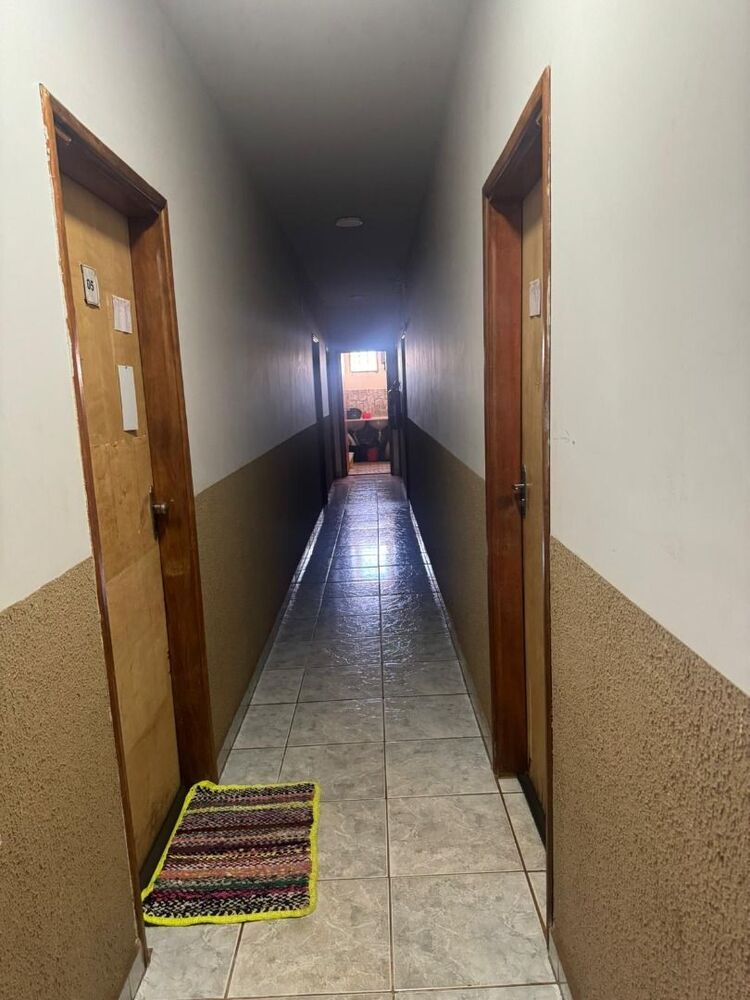 Flat/Apart Hotel para alugar com 11 quartos, 330m² - Foto 2