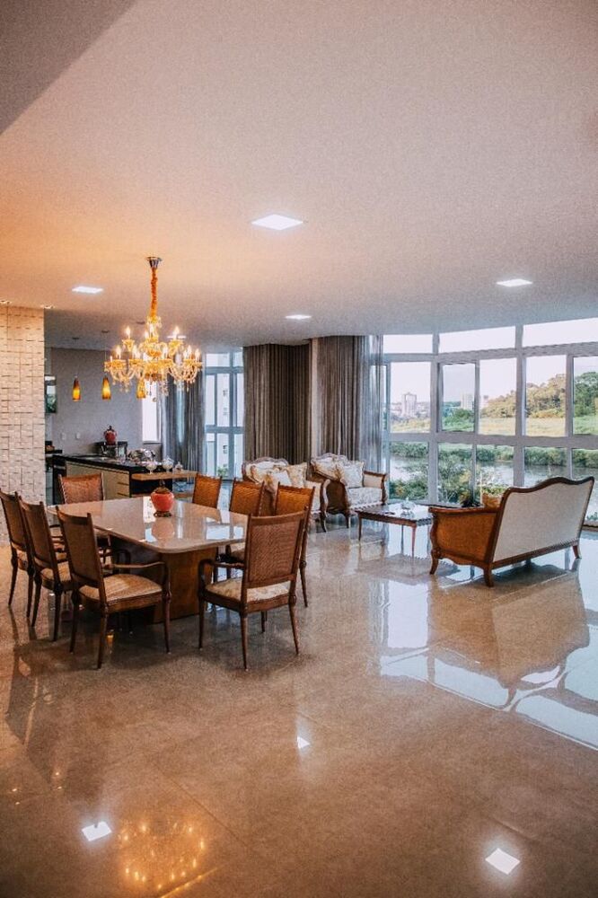 Apartamento à venda com 4 quartos, 230m² - Foto 2