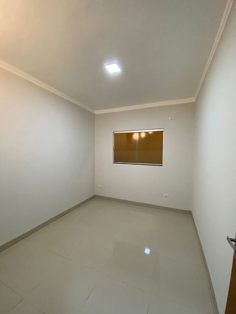 Casa à venda com 3 quartos, 156m² - Foto 2