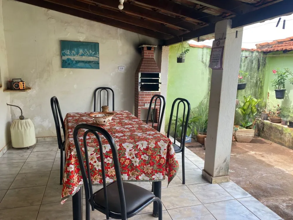 Casa, 3 quartos, 250 m² - Foto 2