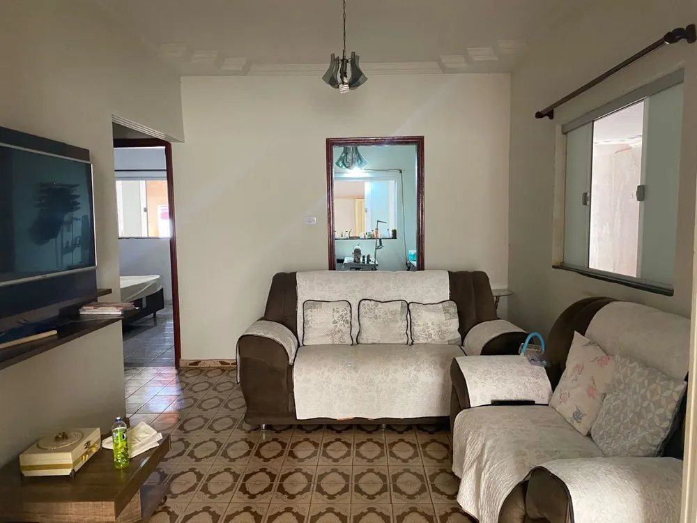 Casa, 3 quartos, 250 m² - Foto 3