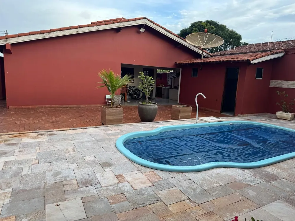 Casa, 3 quartos, 220 m² - Foto 1
