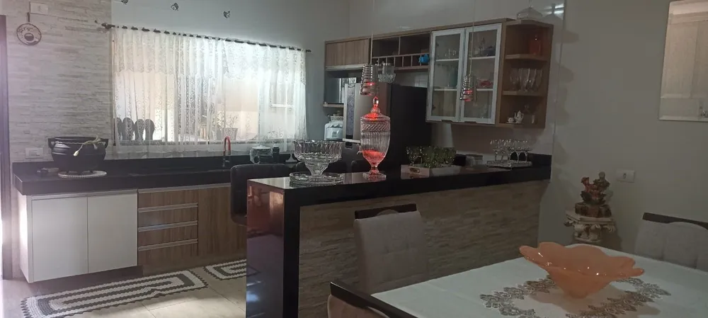 Casa, 3 quartos, 162 m² - Foto 4