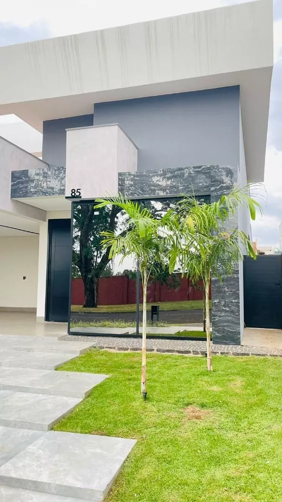 Casa de Condomínio à venda com 3 quartos, 254m² - Foto 2