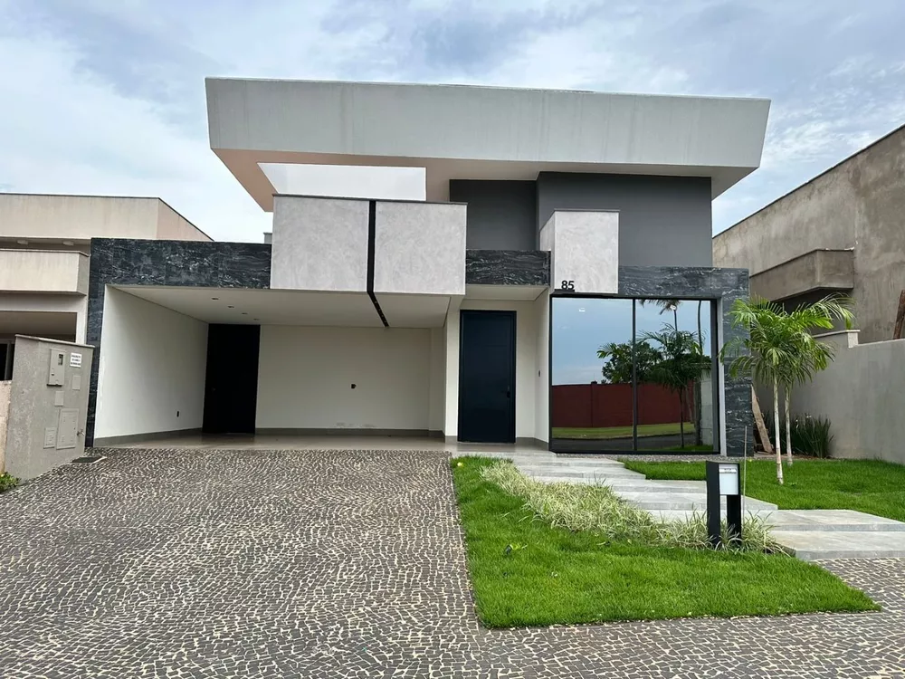 Casa de Condomínio à venda com 3 quartos, 254m² - Foto 1