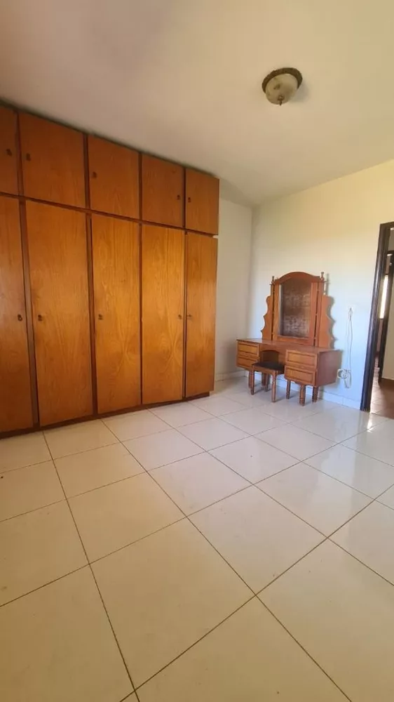 Casa à venda com 3 quartos, 153m² - Foto 3