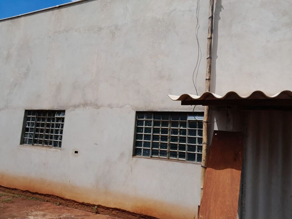 Chácara à venda com 3 quartos, 120m² - Foto 1