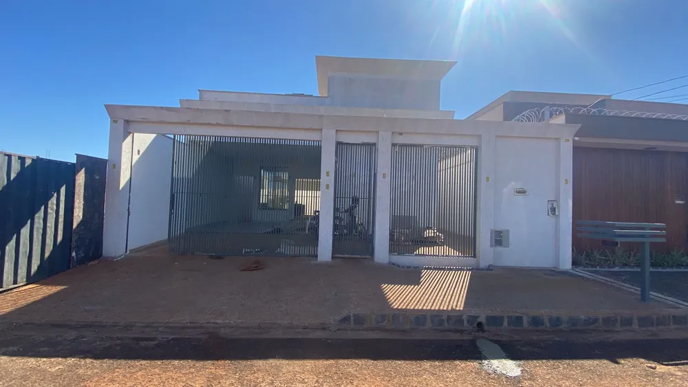Casa, 3 quartos, 203 m² - Foto 1