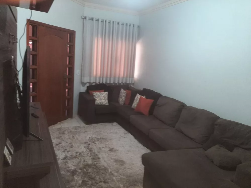 Casa à venda com 3 quartos, 385m² - Foto 1