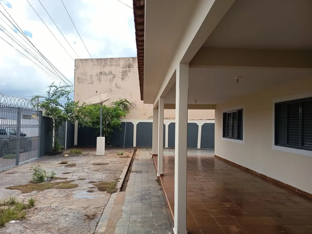 Casa, 3 quartos, 200 m² - Foto 1