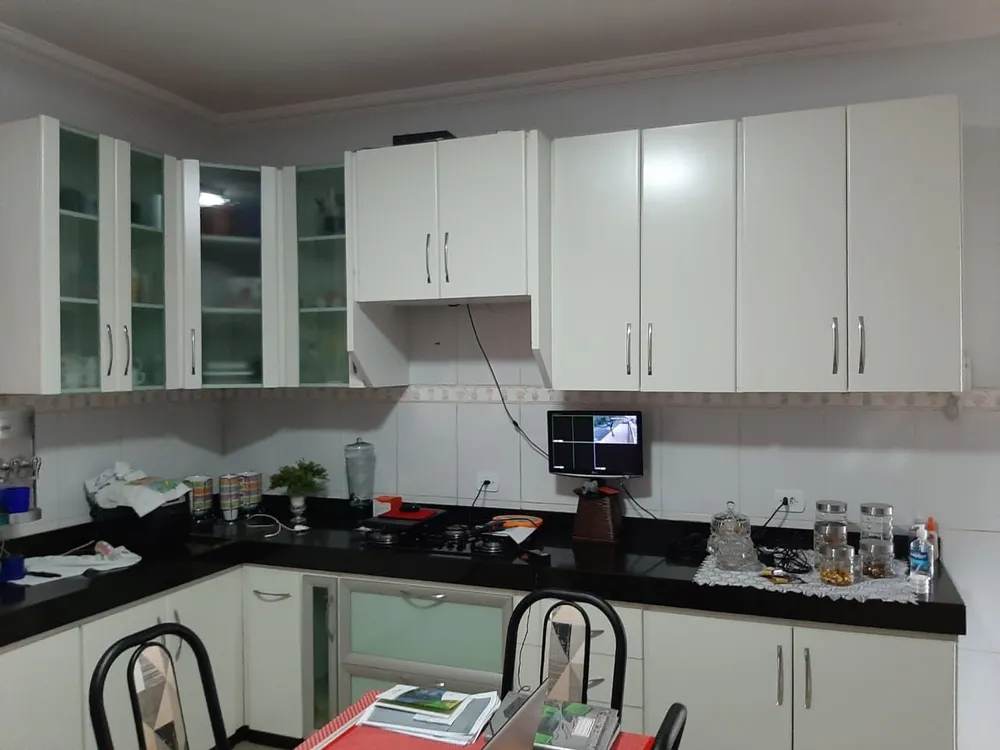 Casa, 3 quartos, 230 m² - Foto 2