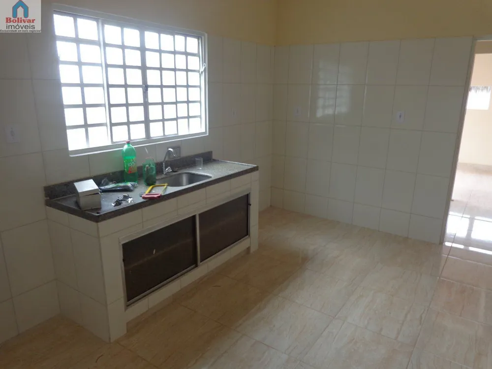 Casa, 3 quartos, 200 m² - Foto 3