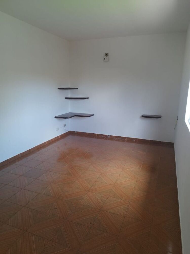 Casa, 3 quartos, 200 m² - Foto 4