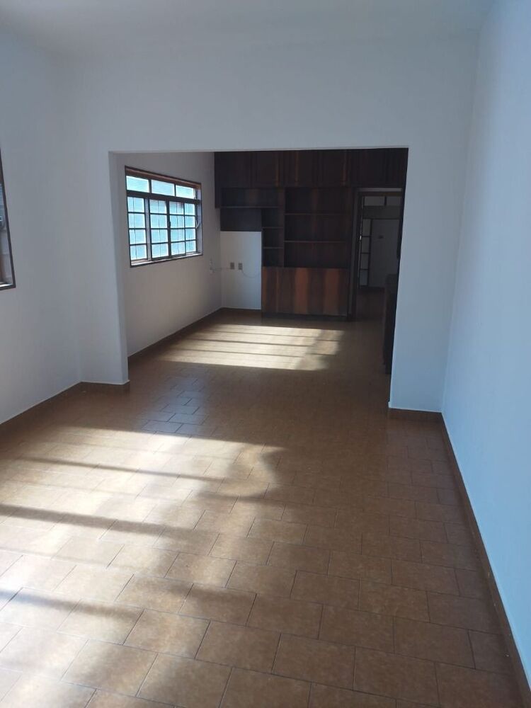 Casa, 3 quartos, 200 m² - Foto 1
