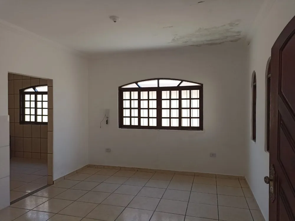 Casa, 3 quartos, 180 m² - Foto 2