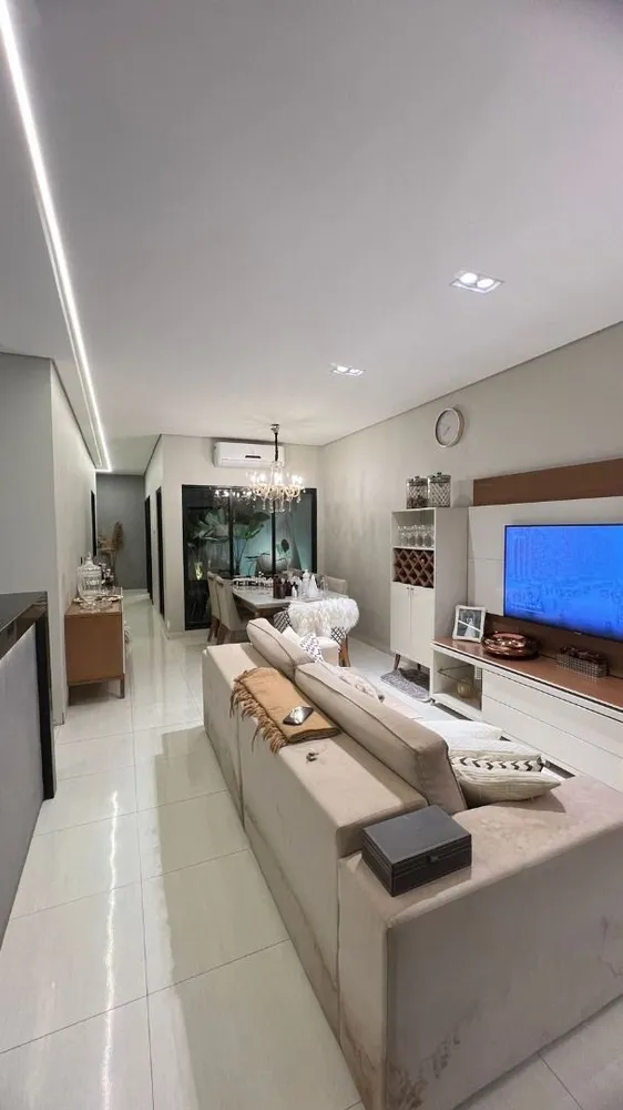 Casa, 3 quartos, 225 m² - Foto 1