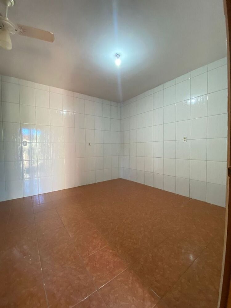 Casa, 3 quartos, 270 m² - Foto 3