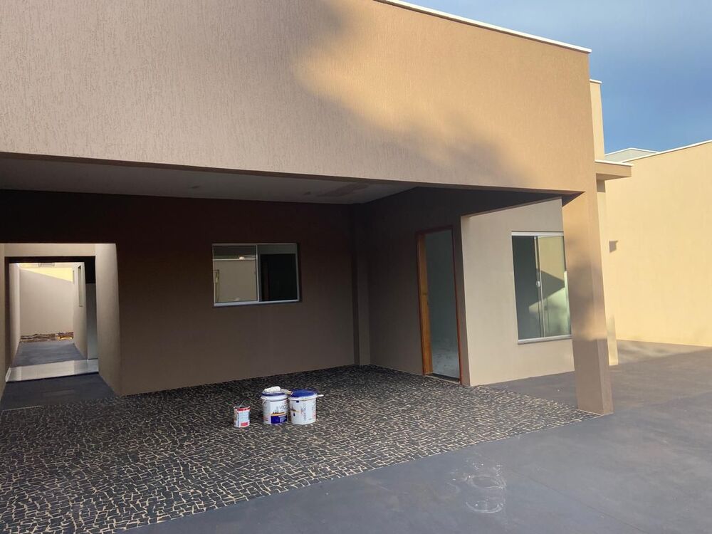 Casa à venda com 3 quartos, 108m² - Foto 2