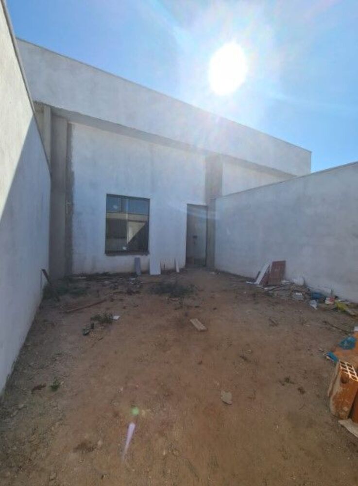 Casa à venda com 2 quartos, 68m² - Foto 4
