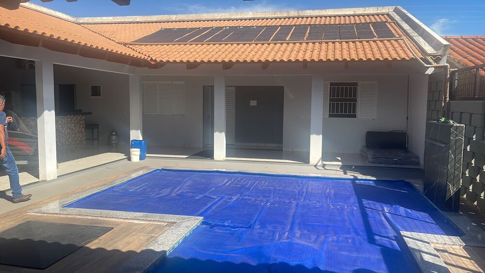 Chácara à venda com 3 quartos, 100M2 - Foto 1